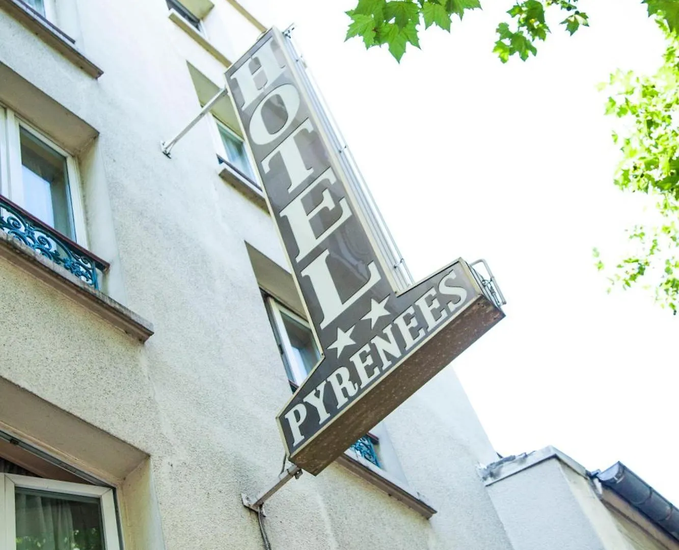 Hotel Des Pyrenees - Entre Bastille Et Nation Париж Франция